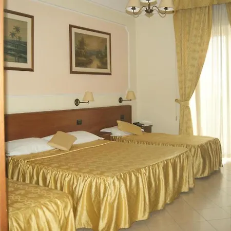 Elio Hotel 3*