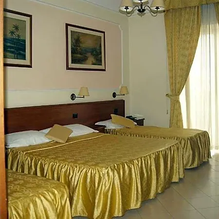 Elio Hotel